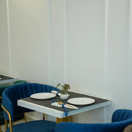 Pensión Residenza Laezza 4*