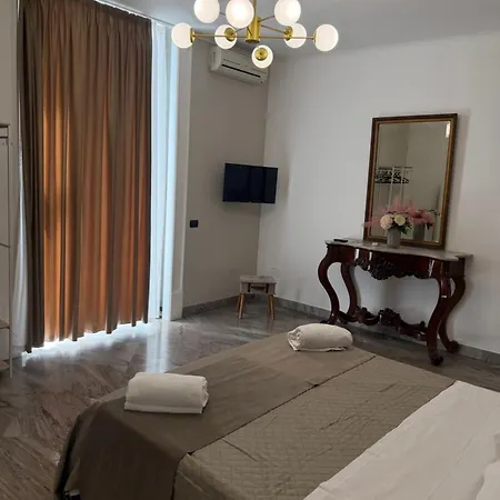 Residenza Laezza Konukevi Napoli