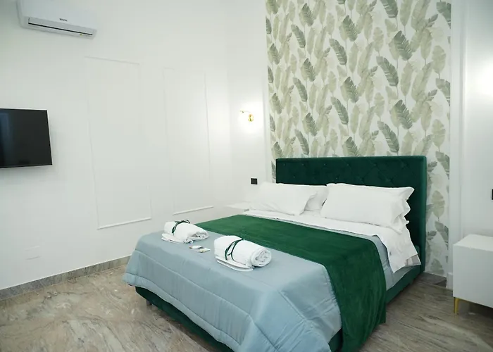 Guest house Residenza Laezza 4*